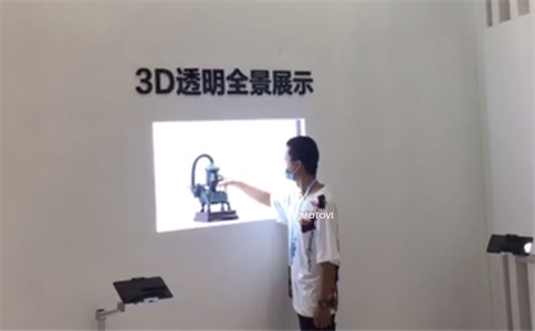 49寸升降透明屏應(yīng)用于蘇州創(chuàng)博會(huì)案例_互動(dòng)體驗(yàn)